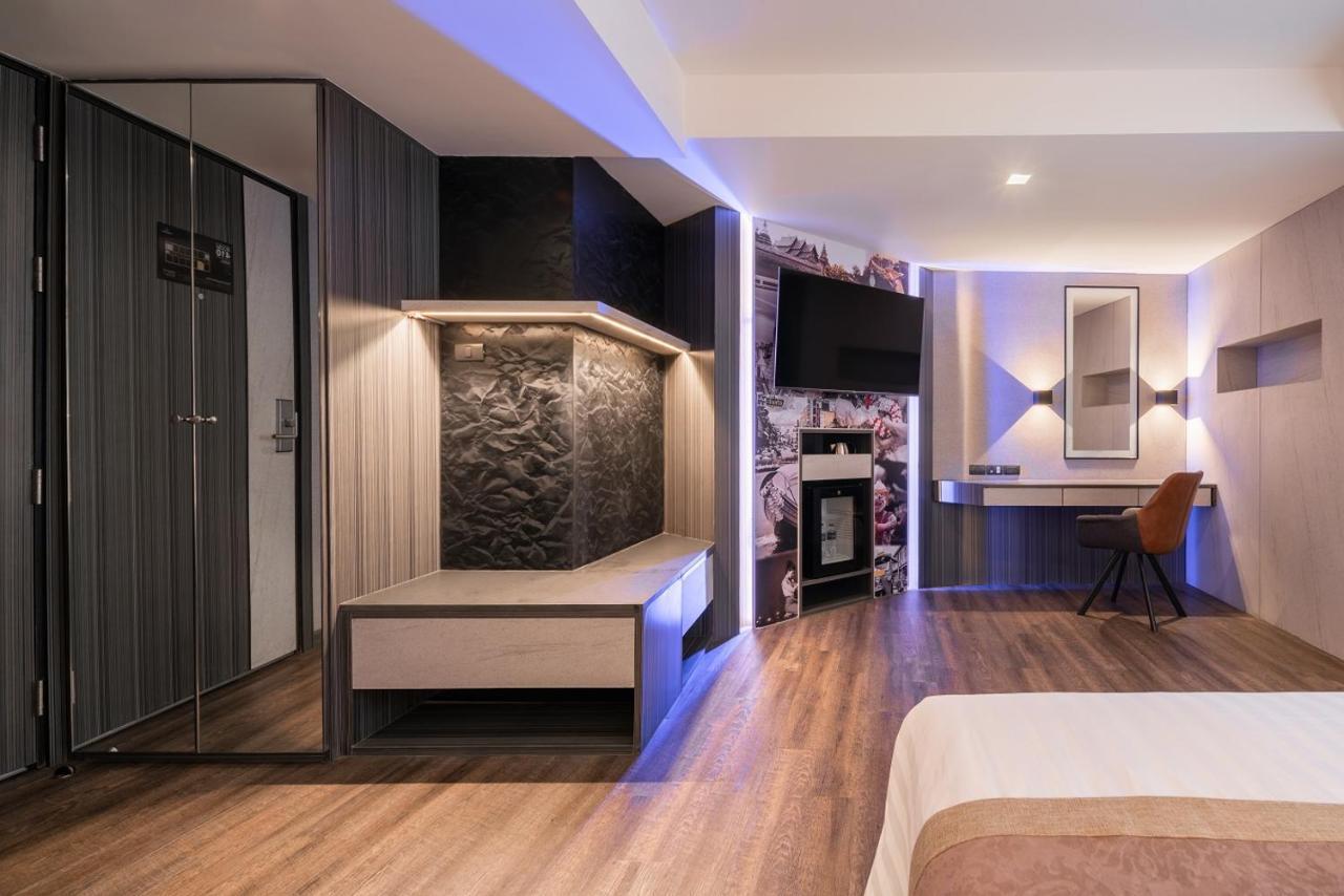 Aspira Gems Center Silom 4* בנגקוק